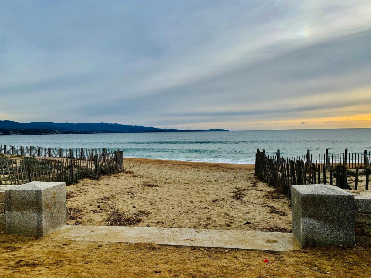 T2 Ajaccio Vue Mer Esterno foto
